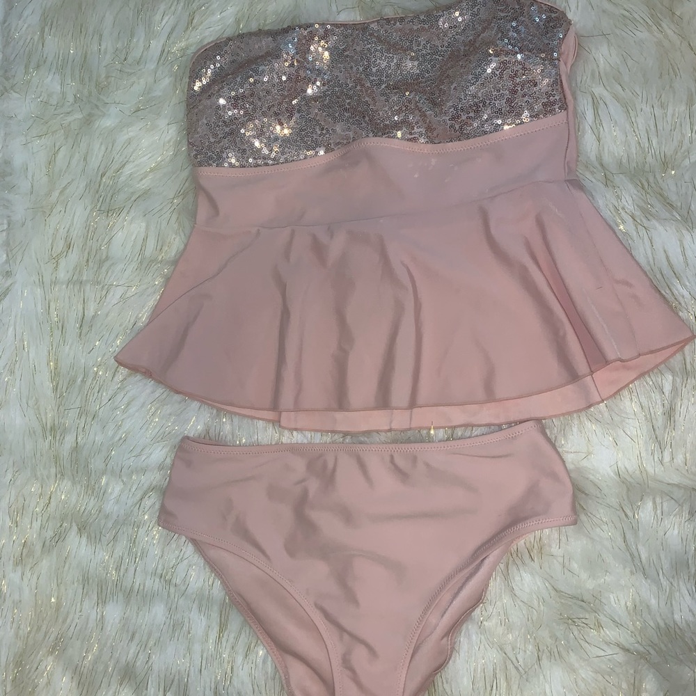 Swim suit